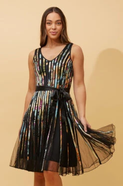 TRUDY SLEEVELESS RIBBON DETAIL DRESS