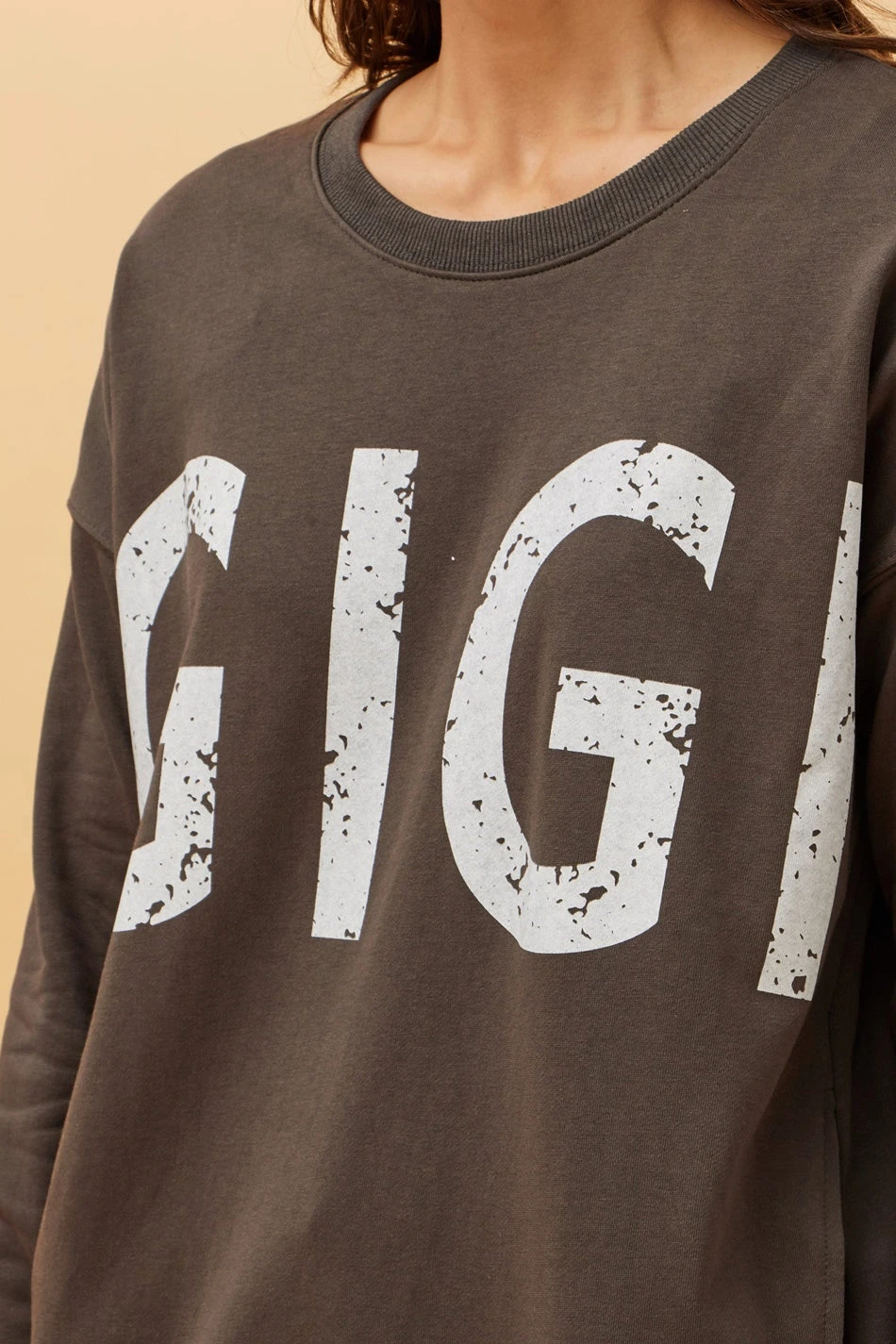 LUXE GIGI SWETASHIRT - Image 5