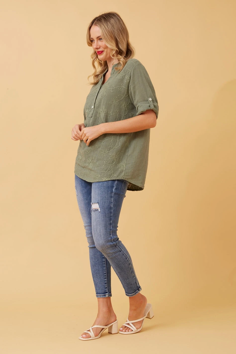 KAI FLORAL EMBROIDERY DETAIL TOP - Image 5