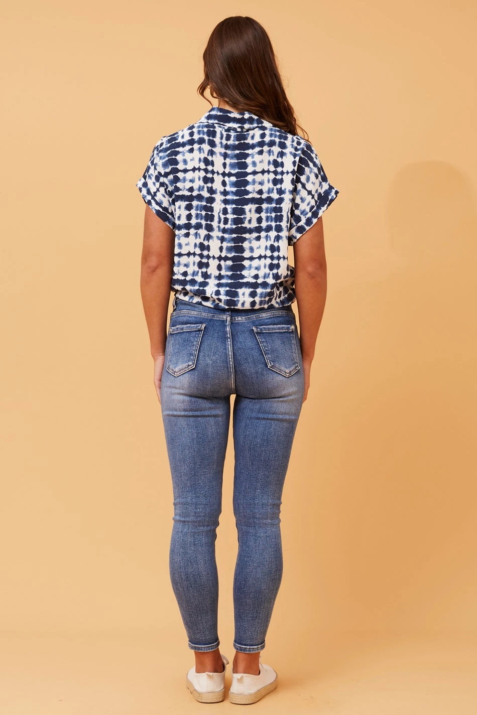 CASEY FRONT KNOT SHIRT - Image 7