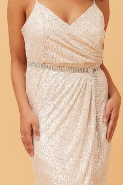 AVENA HEART SHAPED CHAIN BELT