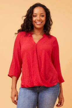 AMITY ROLL UP SLEEVE DRAPE TOP